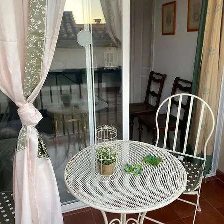 Apartamento Hnas Corral *